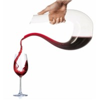 Luxurious Crystal Glass U-shaped Juice Pourer